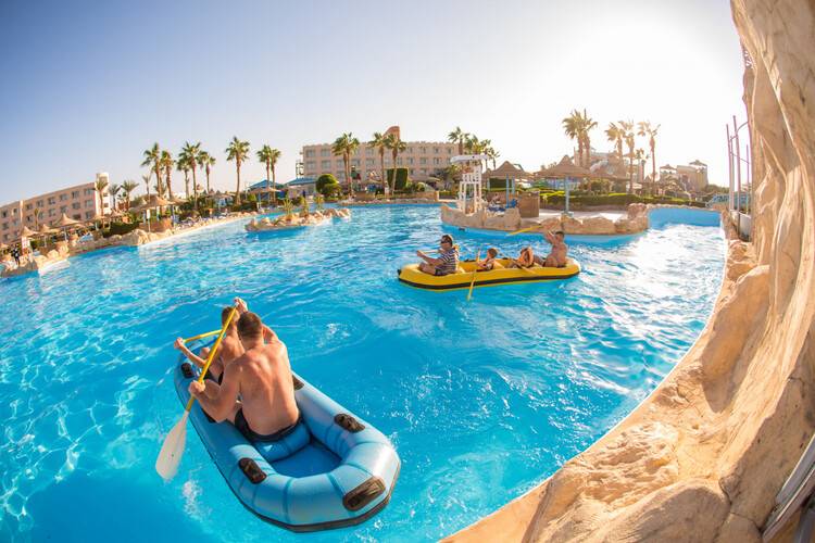 Titanic Resort & Aqua Park