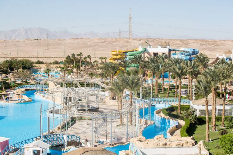 Titanic Resort & Aqua Park