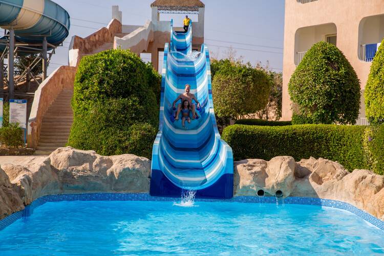 Titanic Resort & Aqua Park