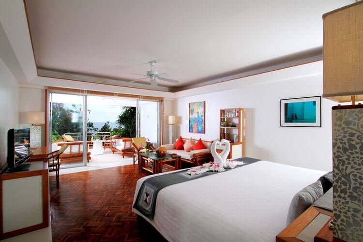 Mom Tri's Villa Royale
