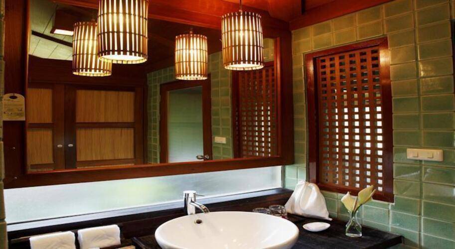 Centara Koh Chang Tropicana Resort