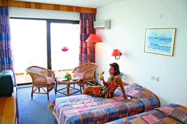 Hotel Grand Efe