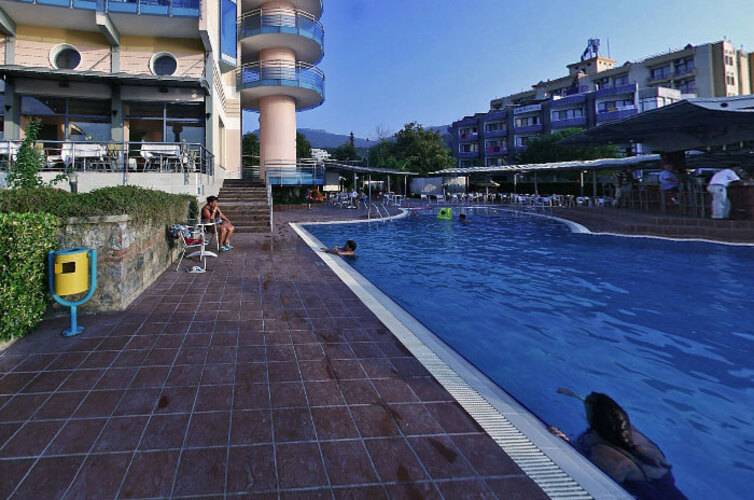 Faustina Hotel