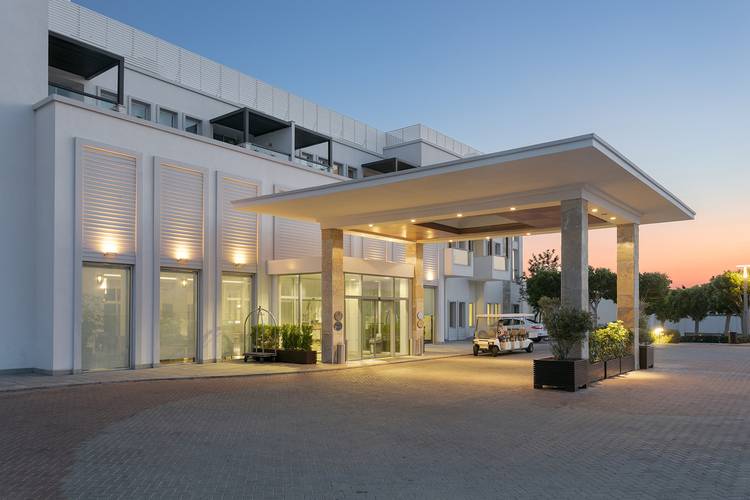 Xanadu Island Hotel