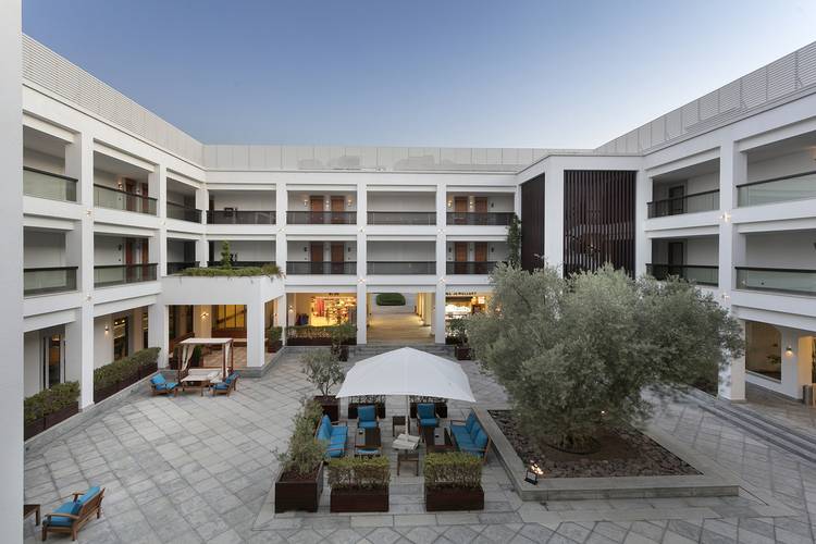 Xanadu Island Hotel