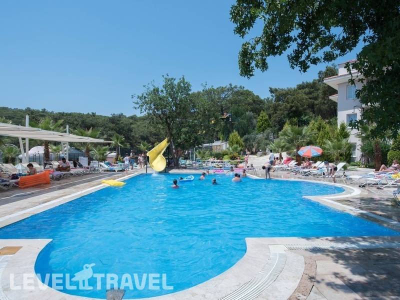 Фотография Nicholas Park Hotel
