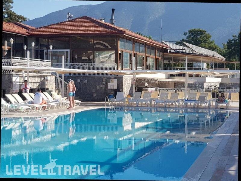 Фотография Nicholas Park Hotel