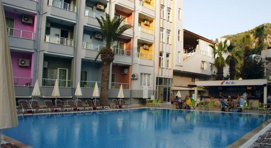Vela Hotel