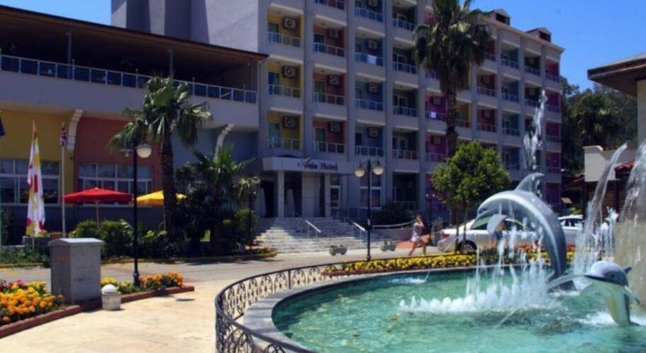 Vela Hotel