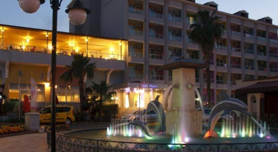 Vela Hotel