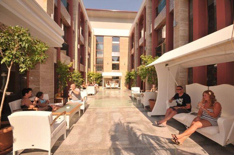 Pasabey Hotel