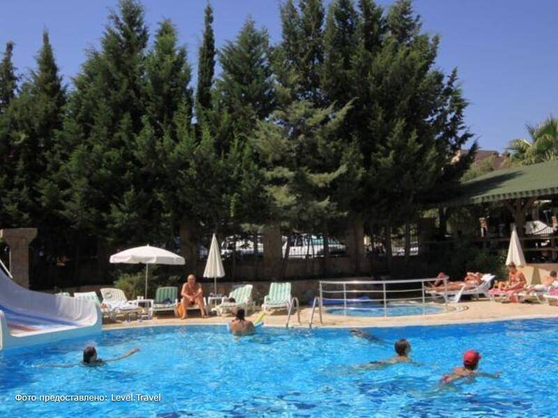 Фотография Hera Beach Hotel