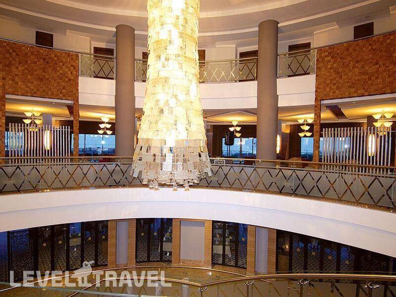 Фотография Commodore Elite Suite & Spa (Adults Only 18+)