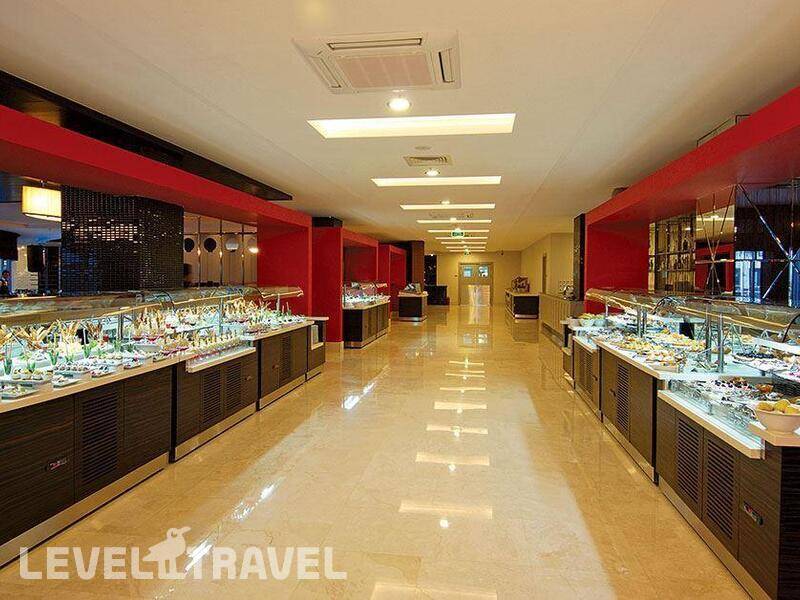 Фотография Commodore Elite Suite & Spa (Adults Only 18+)