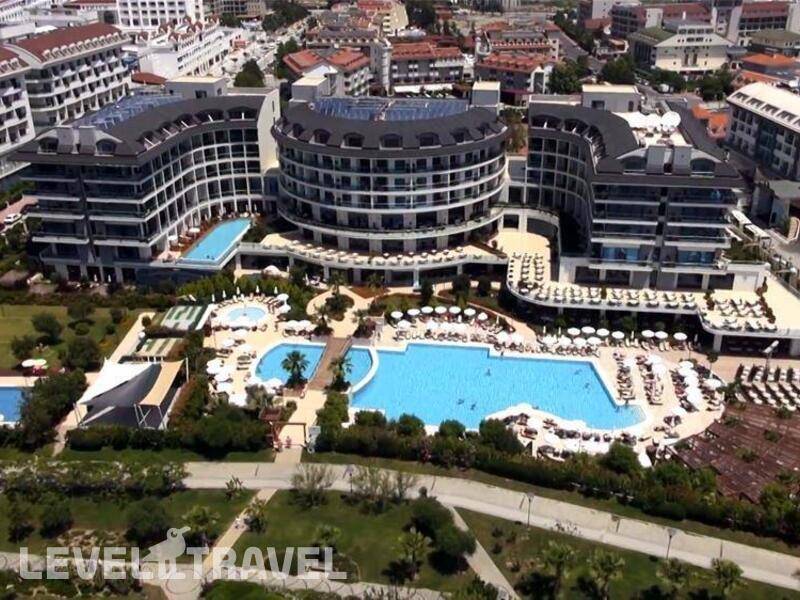 Фотография Commodore Elite Suite & Spa (Adults Only 18+)
