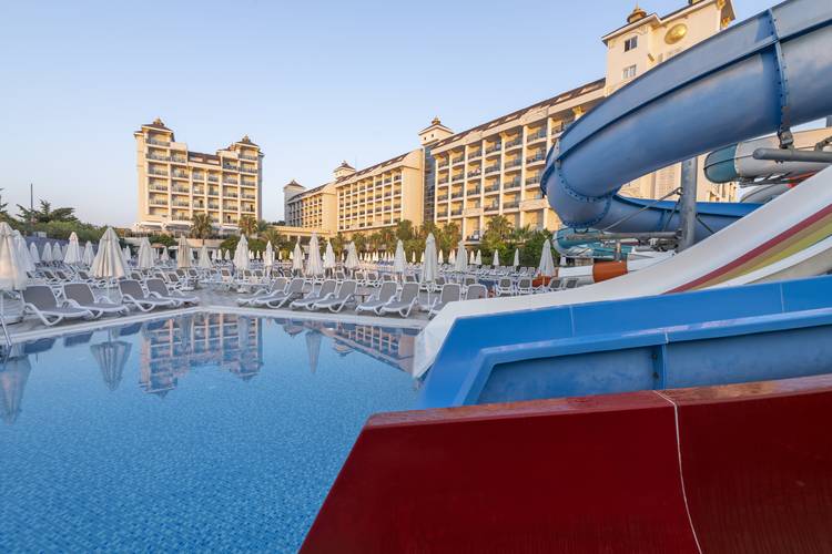 Lake & River Side Hotel & Spa