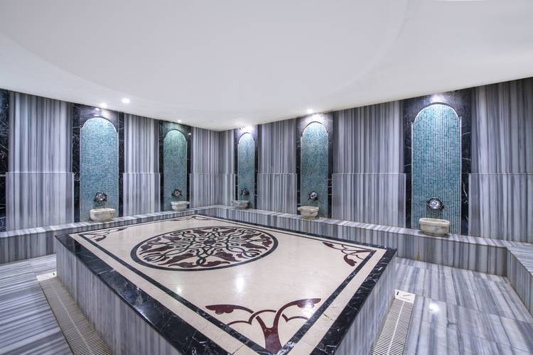 Lake & River Side Hotel & Spa