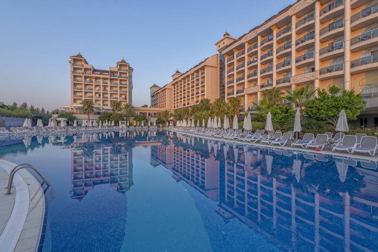 Lake & River Side Hotel & Spa