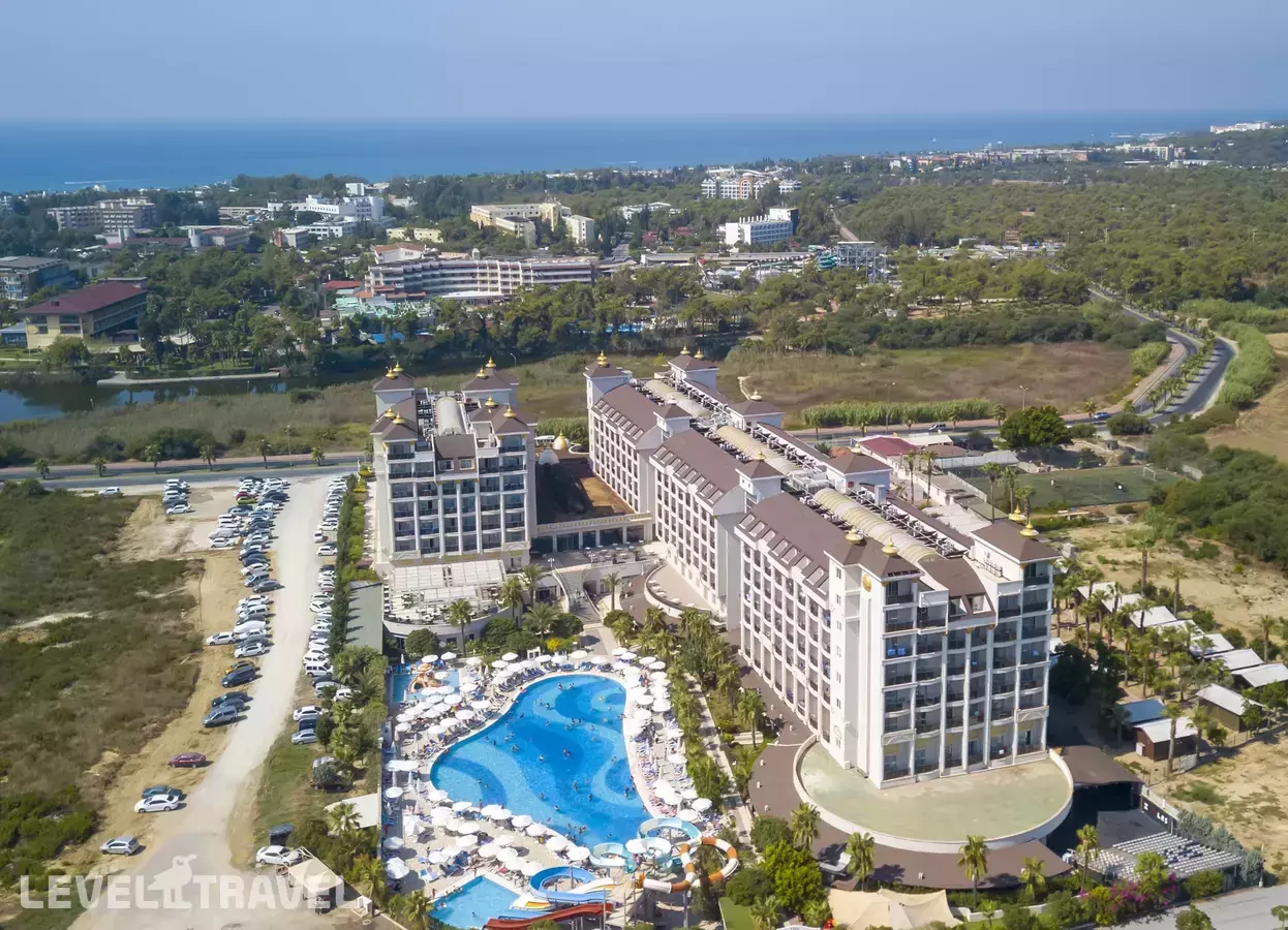 Lake & River Side Hotel & Spa