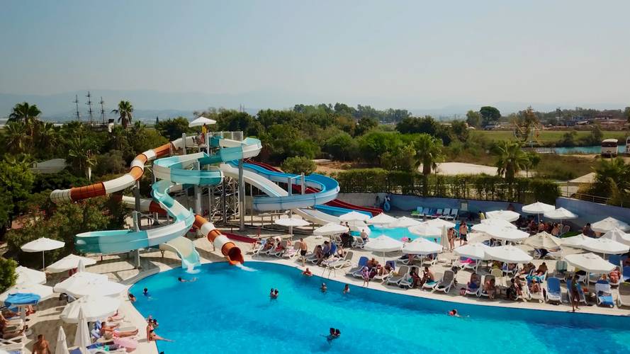 Lake & River Side Hotel & Spa