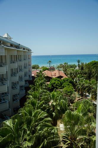 Sunside Beach Hotel