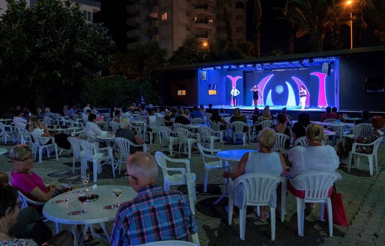 Blue Star Hotel