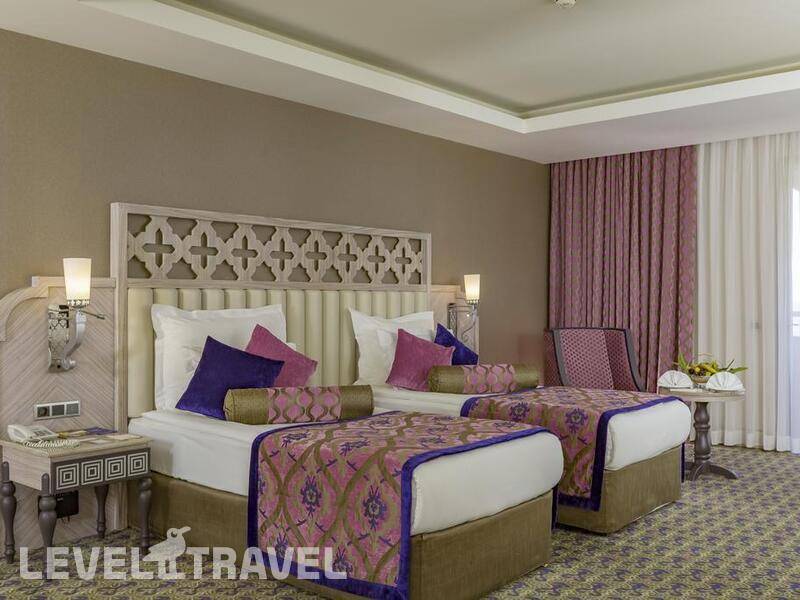 Фотография Royal Alhambra Palace Hotel