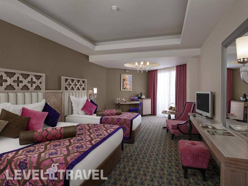 Фотография Royal Alhambra Palace Hotel