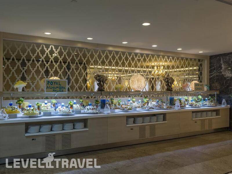 Фотография Royal Alhambra Palace Hotel