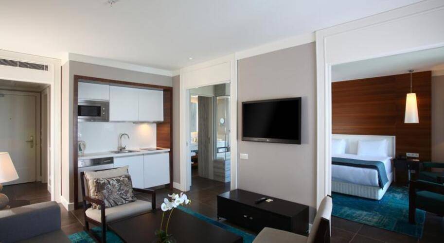 Sundance Suites Hotel