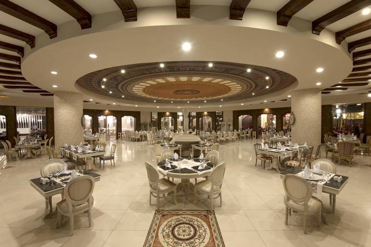 Delphin Imperial