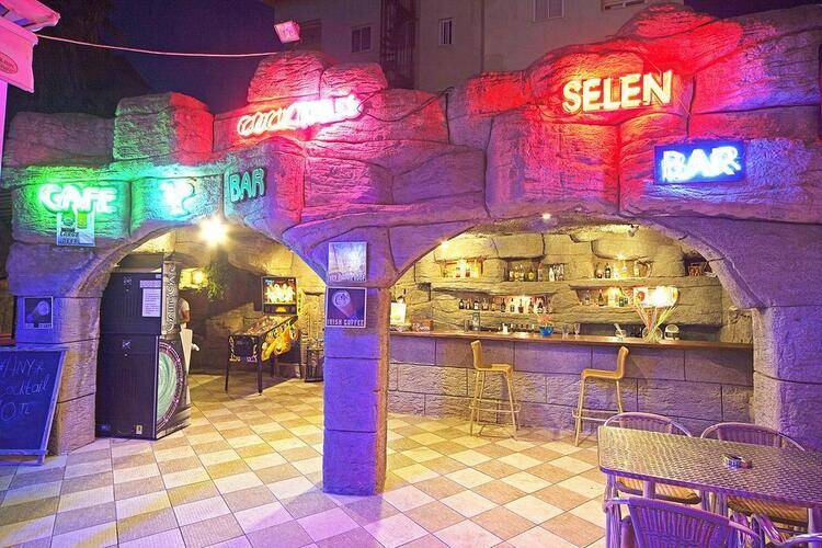 Selen Hotel