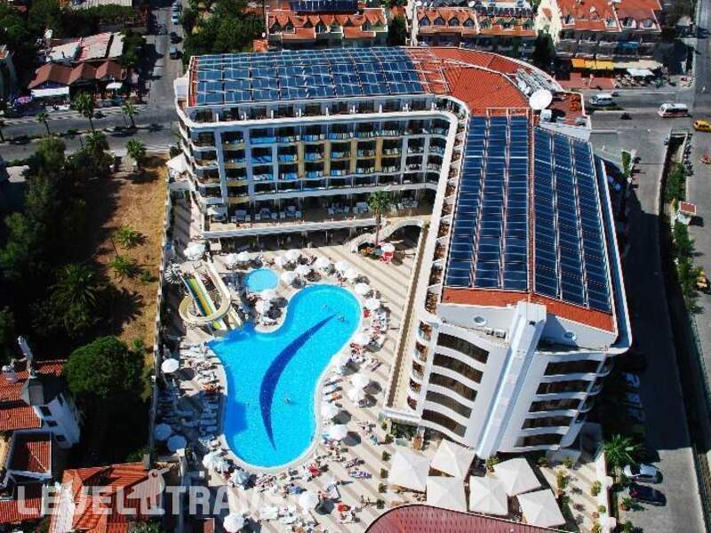 Фотография Golden Rock Beach Hotel
