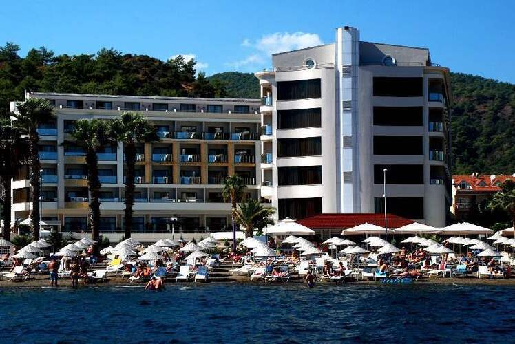 Golden Rock Beach Hotel