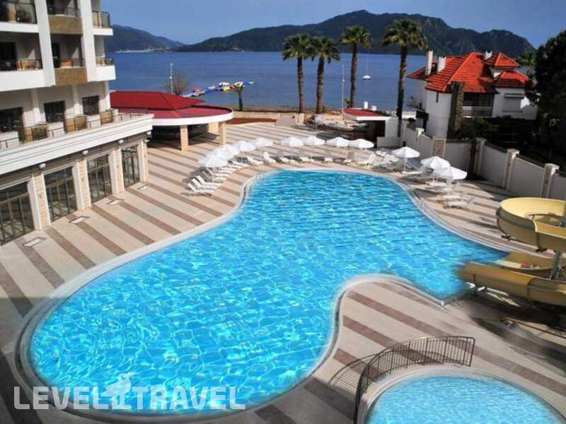 Фотография Golden Rock Beach Hotel