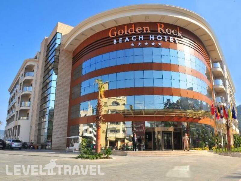 Фотография Golden Rock Beach Hotel