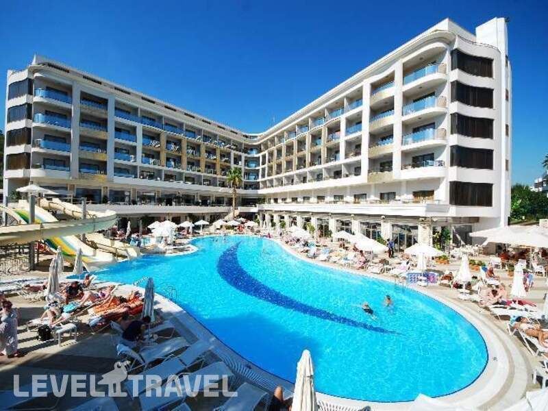 Фотография Golden Rock Beach Hotel