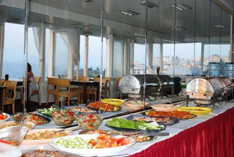 Royal City Hotel