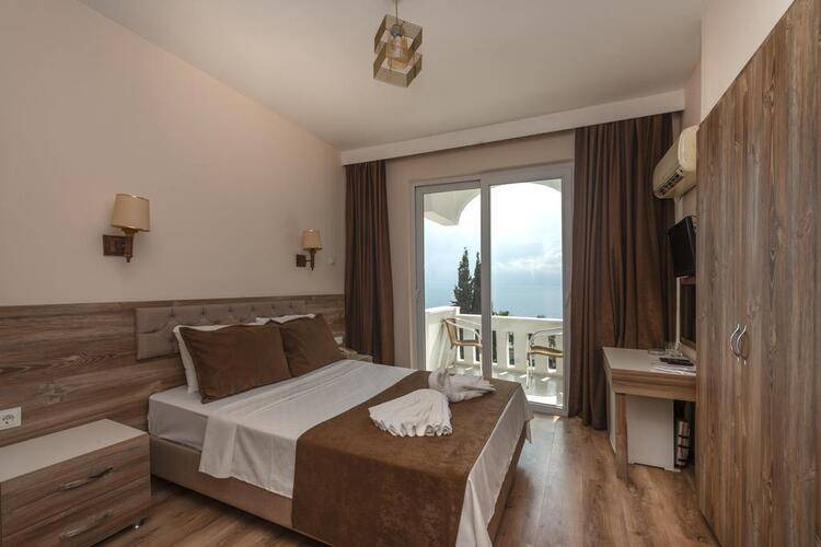 Royal City Hotel