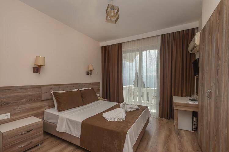 Royal City Hotel