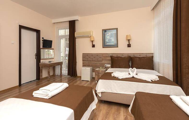 Royal City Hotel