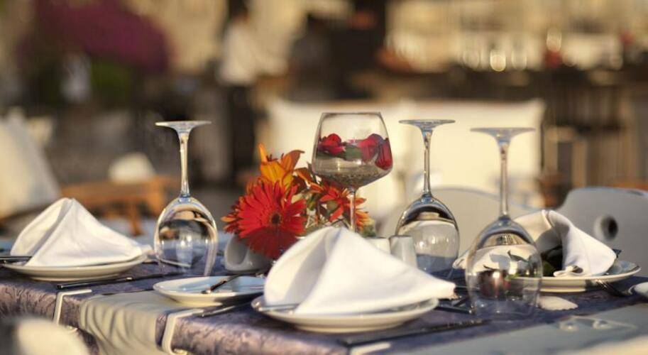Carina Hotel