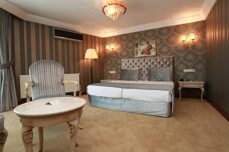 Mosaic Hotel