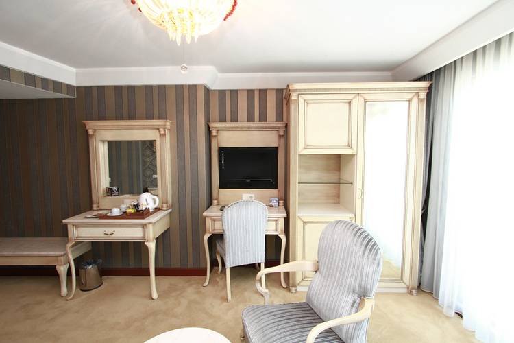 Mosaic Hotel