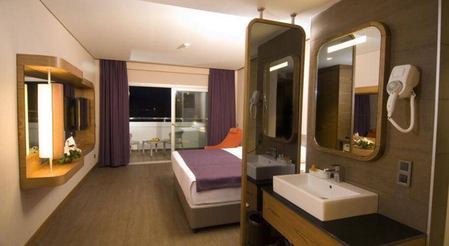 Casa De Maris Spa & Resort Hotel (Adults Only 16+)