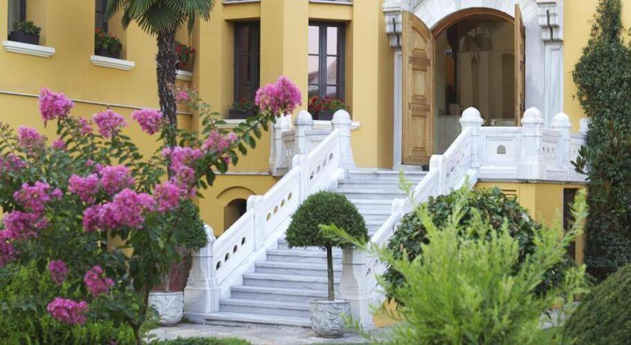 Four Seasons Hotel At Sultanahmet