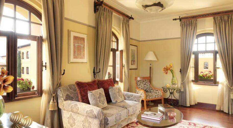 Four Seasons Hotel At Sultanahmet