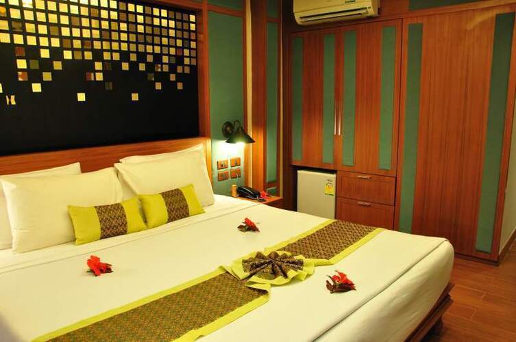 P. P. Erawan Palms Resort