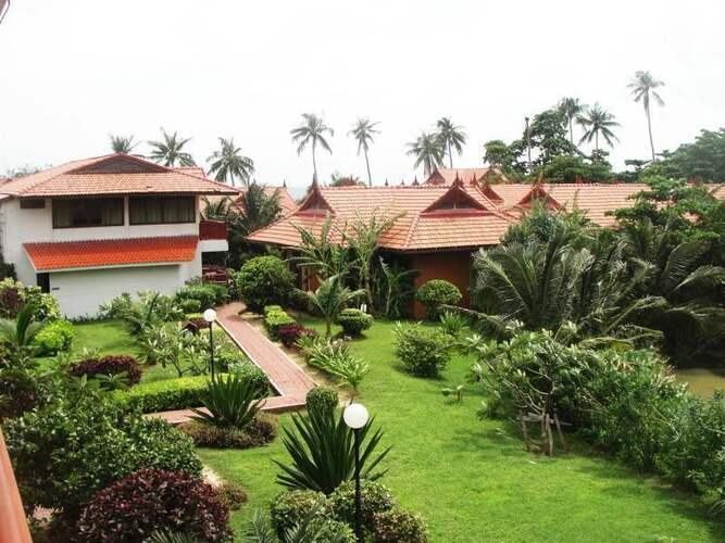 P. P. Erawan Palms Resort