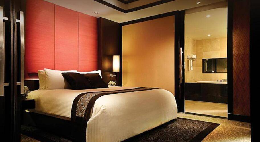 Banyan Tree Bangkok Hotel